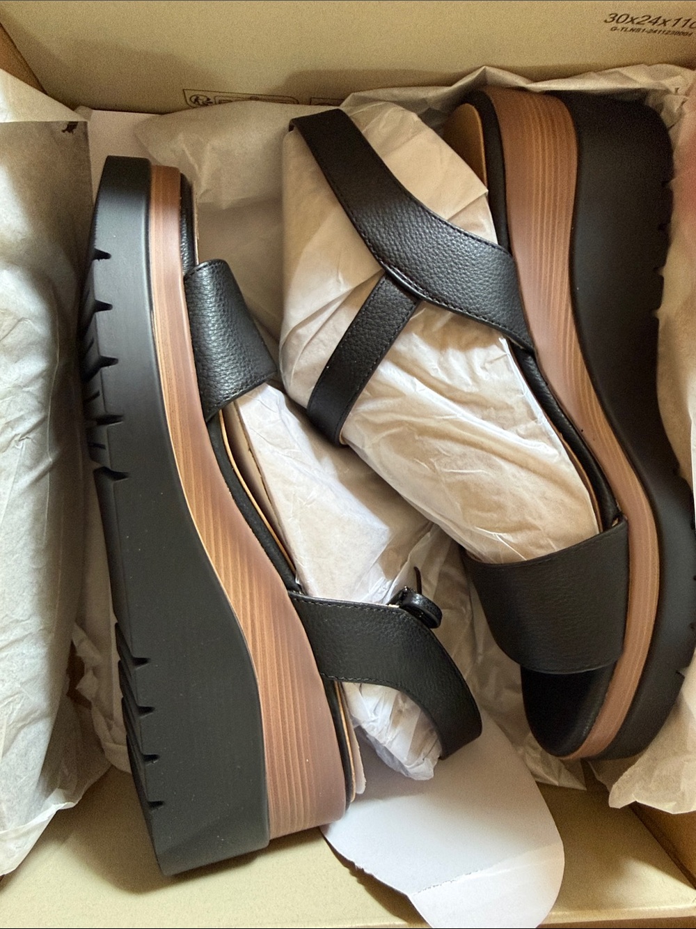 SOUL Naturalizer Black Platform Sandals with Brown Wood-Effect Midsole